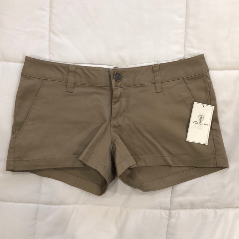 Volcom shorts